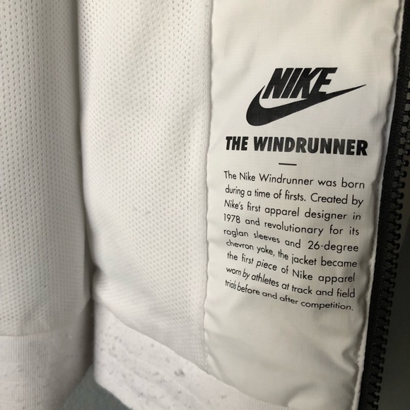 Nike Windbreaker Jacket - Picture 8 of 8